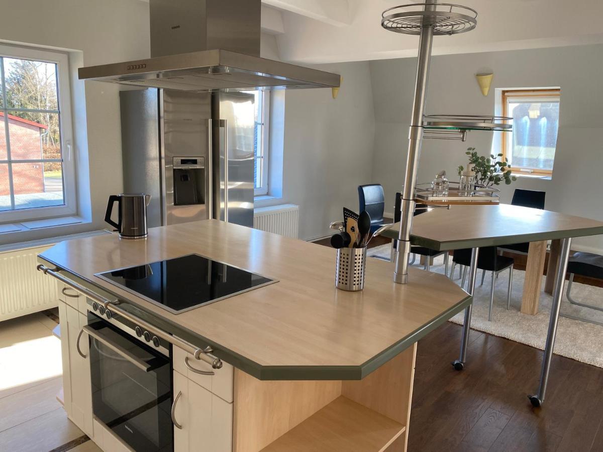 Stilvolle Ferienwohnung In Der Naehe Von Schwerin Dummer Luaran gambar